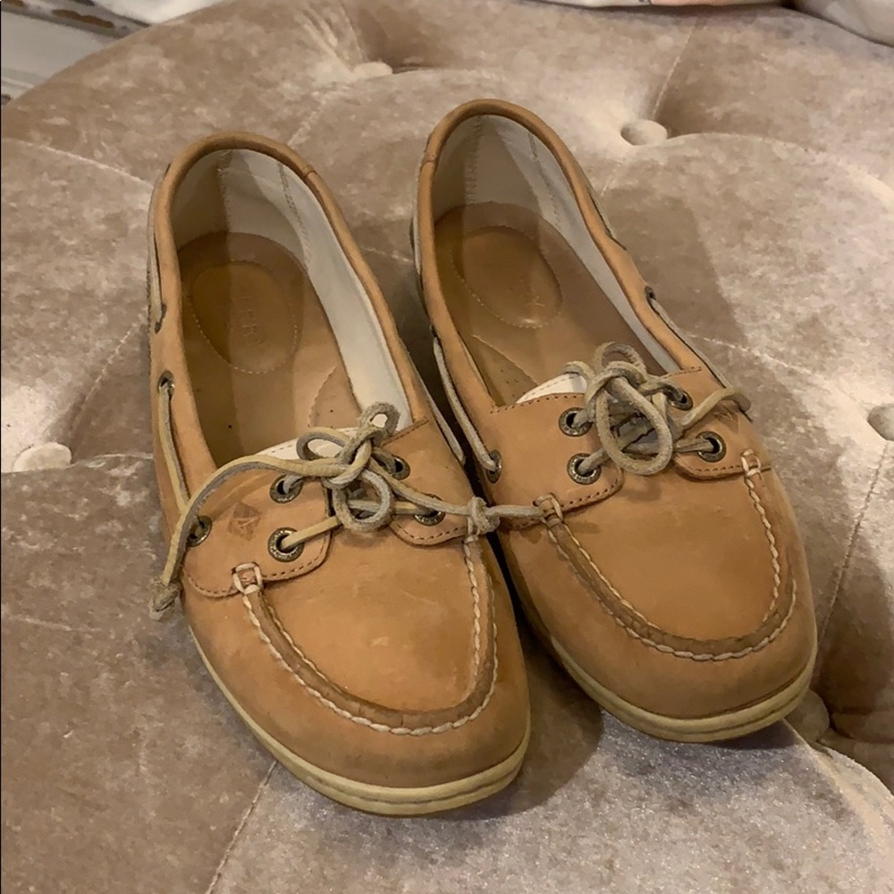Sperry Topsiders